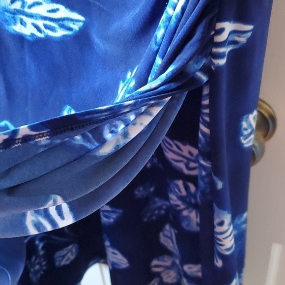 LAUREN RALPH LAUREN BLUE WHITE FLORAL STRETCH KNIT V-NECK RUCHED DRESS SIZE 12 - Picture 5 of 12